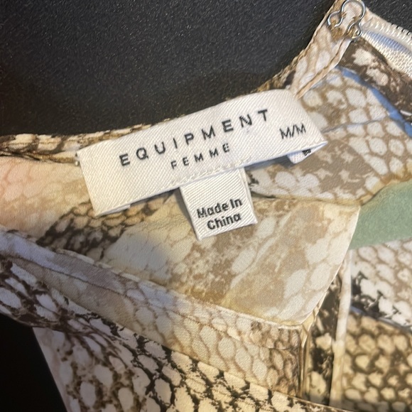 Equipment • Lyle Python Tank - Picture 3 of 3